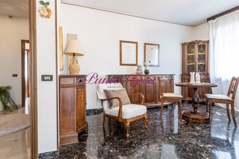 Unifamiliare casa singola in vendita
