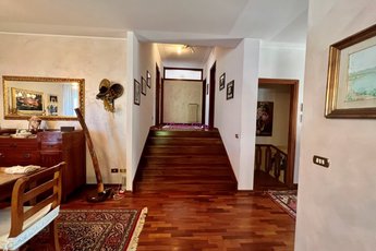 Unifamiliare casa singola in vendita