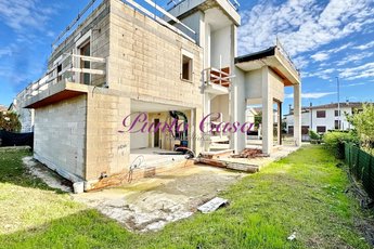 Unifamiliare villa in vendita