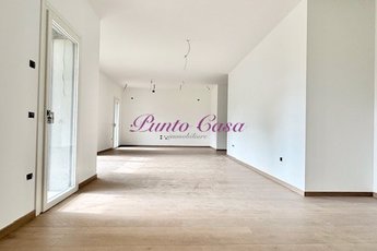 Appartamento in vendita