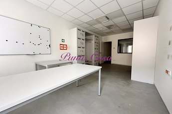 Locale commerciale negozio in affitto