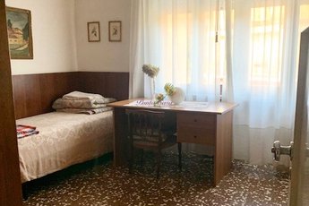 Schiera bifamiliare in vendita