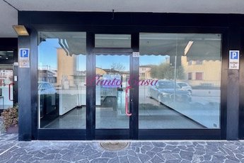 Locale commerciale Negozio in affitto