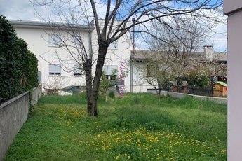 Schiera Bifamiliare in vendita