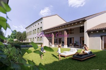 Schiera bifamiliare in vendita