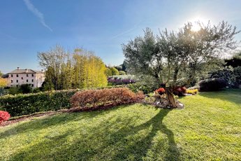 Unifamiliare Villa in vendita