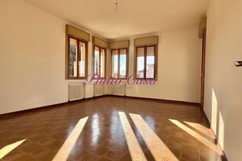 Appartamento in vendita