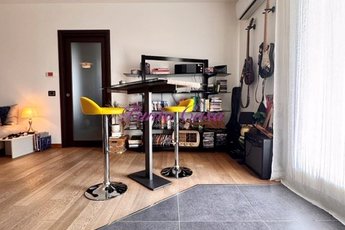 Appartamento in vendita